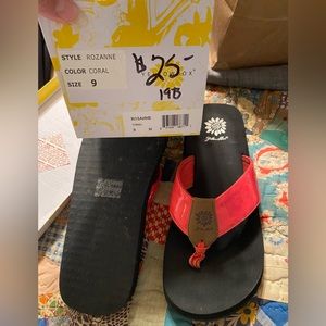 Yellow Box flip flops, size 9